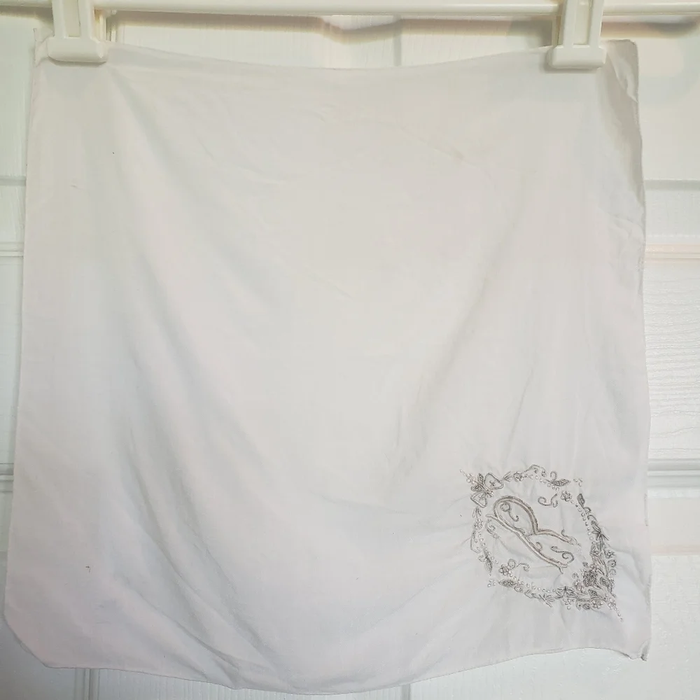 Antique Hanky with Monogram Letter "R" - Picture 4 of 4